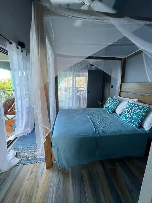 Sugar Moon, Spectacular Antiguan Villa With Pool Johnson's Point Antigua/Barbuda